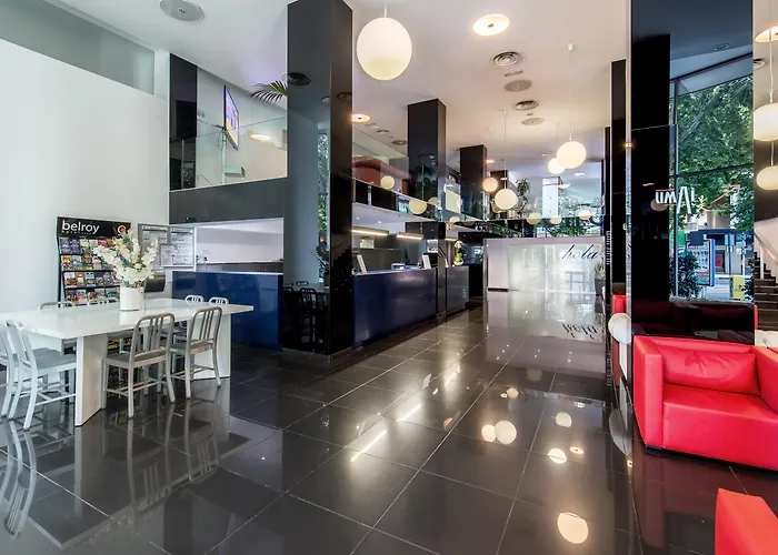 Hotel mit Pool: Climia Belroy 4 Sup