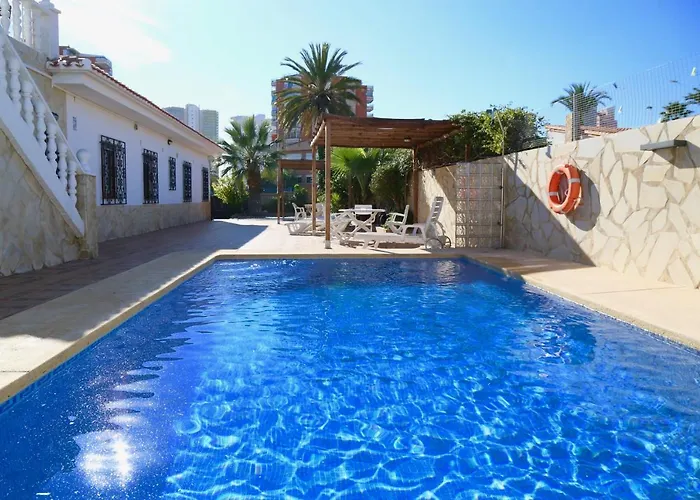  Ana Apartments